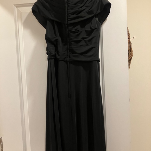 La Femme Black Maxi Dress - Picture 6 of 6